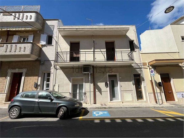 casa indipendente in vendita a Francavilla Fontana