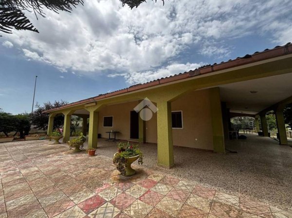 casa indipendente in vendita a Francavilla Fontana