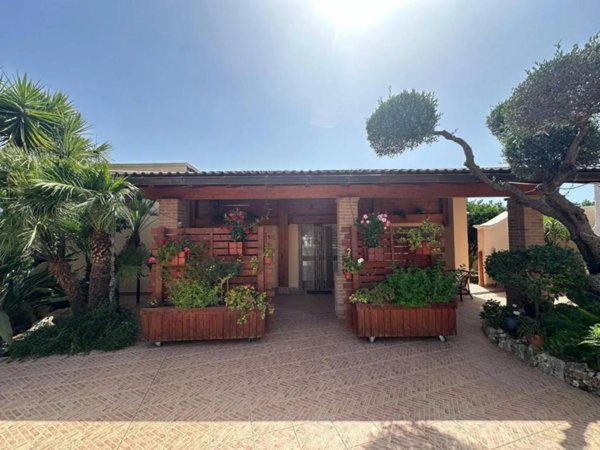 casa indipendente in vendita a Francavilla Fontana