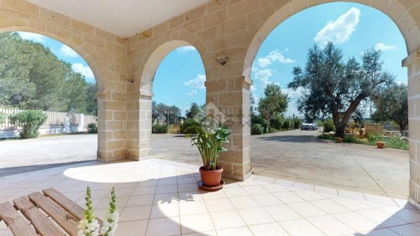 casa indipendente in vendita a Francavilla Fontana