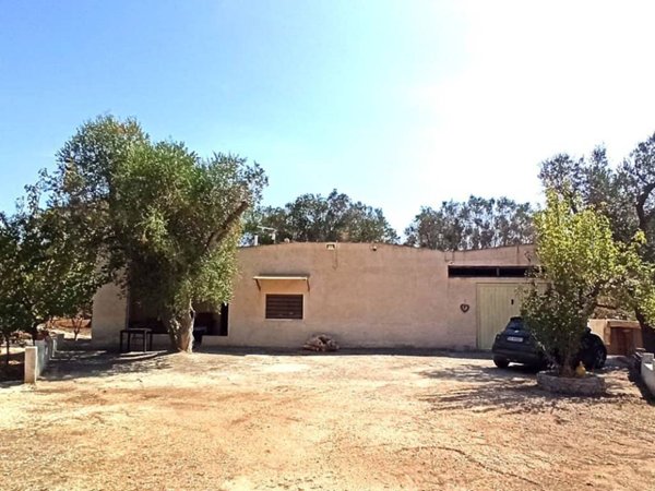 casa indipendente in vendita a Francavilla Fontana