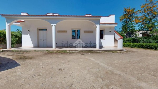 casa indipendente in vendita a Francavilla Fontana