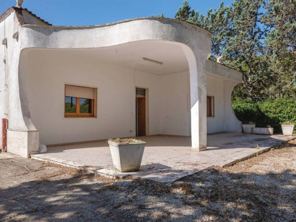 casa indipendente in vendita a Francavilla Fontana