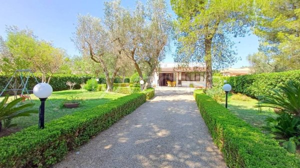 casa indipendente in vendita a Francavilla Fontana