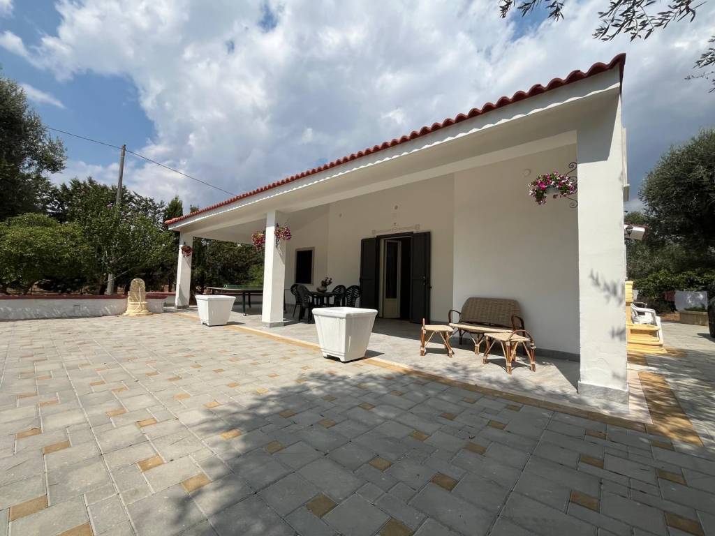 casa indipendente in vendita a Francavilla Fontana