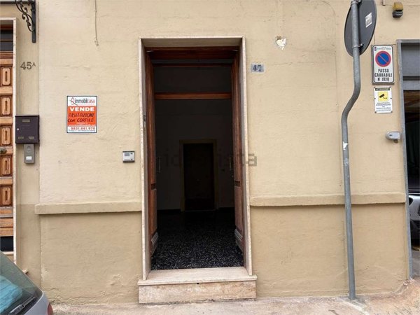 casa indipendente in vendita a Francavilla Fontana