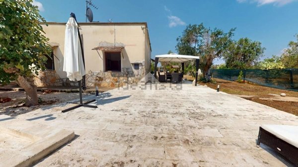 casa indipendente in vendita a Francavilla Fontana
