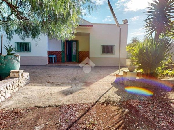 casa indipendente in vendita a Francavilla Fontana