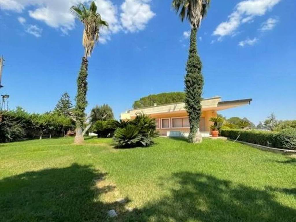 casa indipendente in vendita a Francavilla Fontana