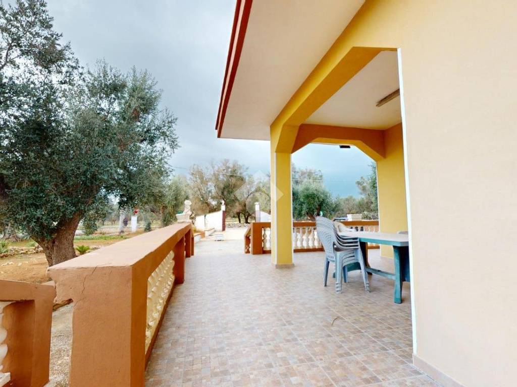 casa indipendente in vendita a Francavilla Fontana