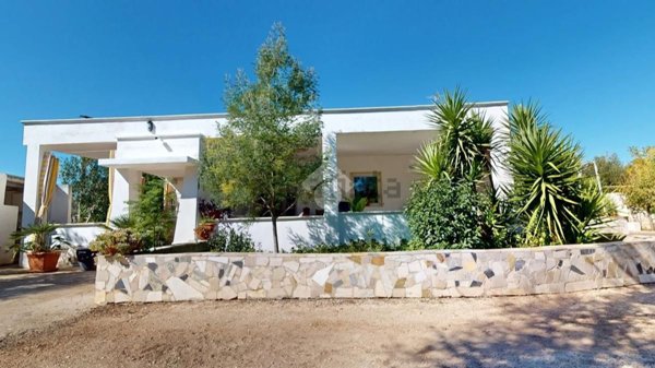 casa indipendente in vendita a Francavilla Fontana