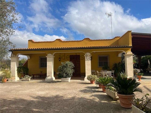 casa indipendente in vendita a Francavilla Fontana