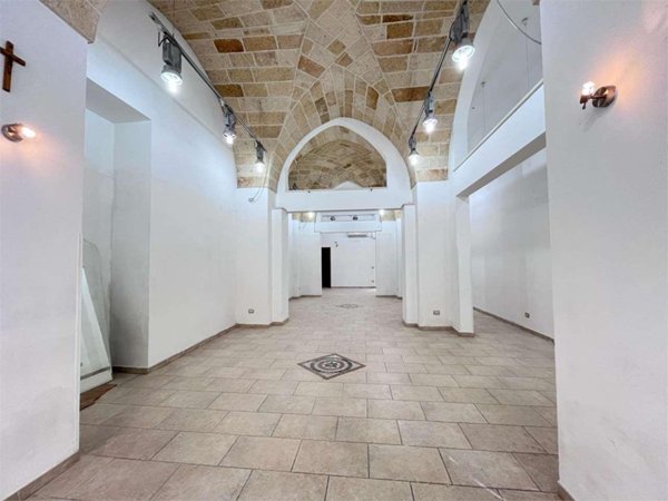 negozio in vendita a Francavilla Fontana