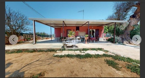 casa indipendente in vendita a Francavilla Fontana