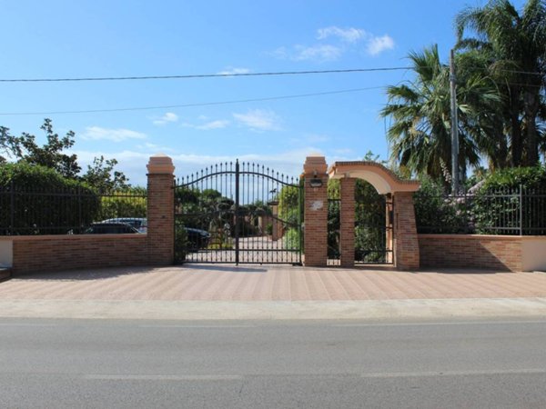 casa indipendente in vendita a Francavilla Fontana