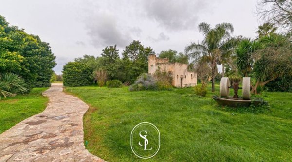 negozio in vendita a Francavilla Fontana