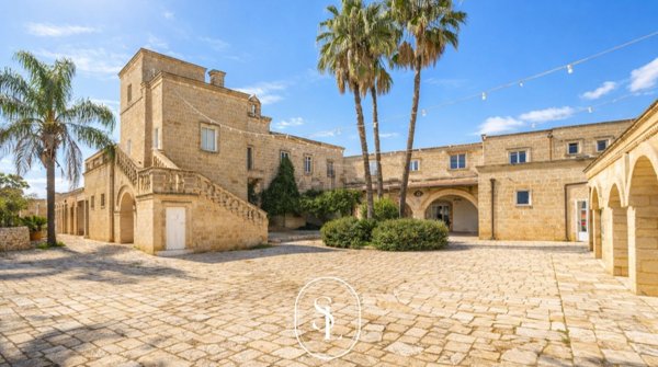 casale in vendita a Francavilla Fontana