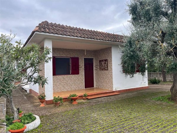 casa indipendente in vendita a Francavilla Fontana