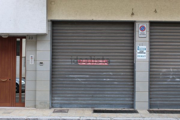 locale commerciale in vendita a Francavilla Fontana