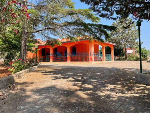 casa indipendente in vendita a Francavilla Fontana