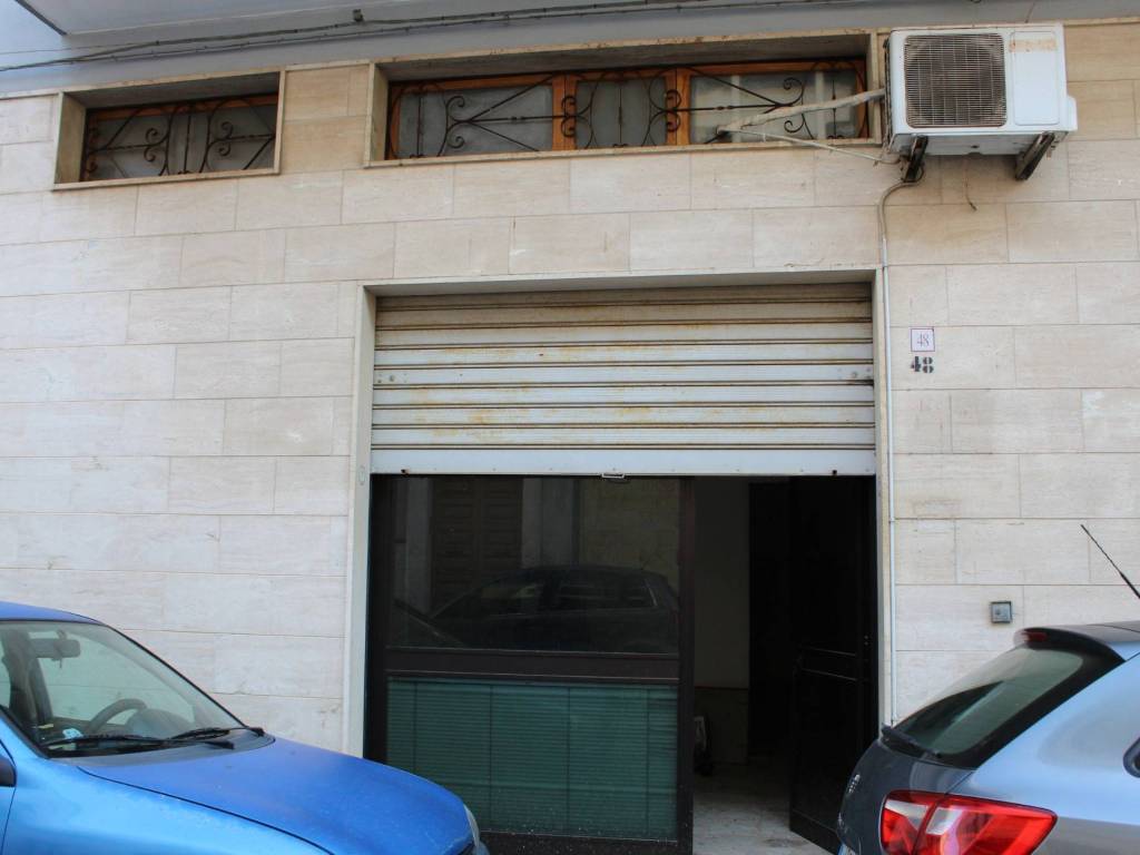 negozio in vendita a Francavilla Fontana