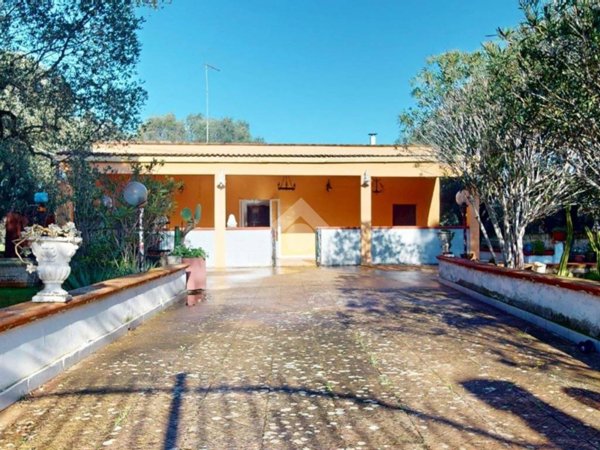 casa indipendente in vendita a Francavilla Fontana