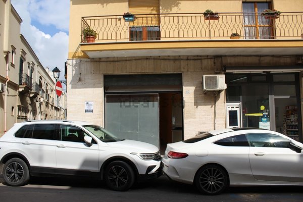 locale commerciale in vendita a Francavilla Fontana