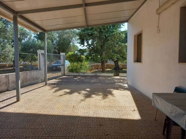 casa indipendente in vendita a Francavilla Fontana