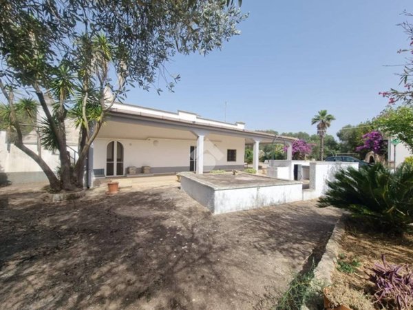 casa indipendente in vendita a Francavilla Fontana