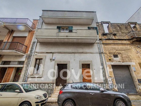 casa indipendente in vendita a Francavilla Fontana