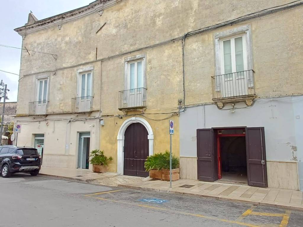 negozio in vendita a Francavilla Fontana
