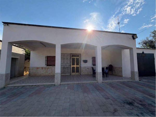 casa indipendente in vendita a Francavilla Fontana