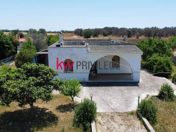 casa indipendente in vendita a Francavilla Fontana