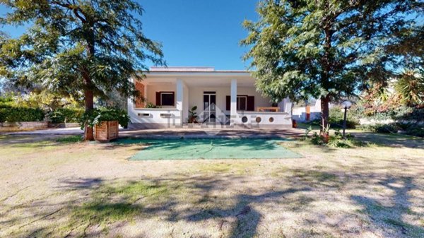 casa indipendente in vendita a Francavilla Fontana