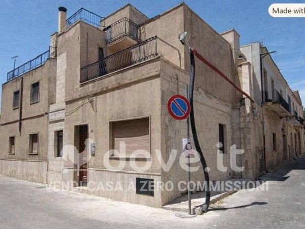 casa indipendente in vendita a Francavilla Fontana