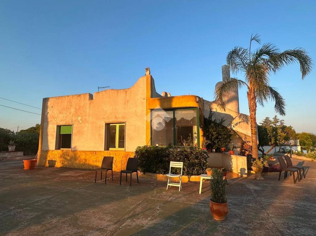 casa indipendente in vendita a Francavilla Fontana