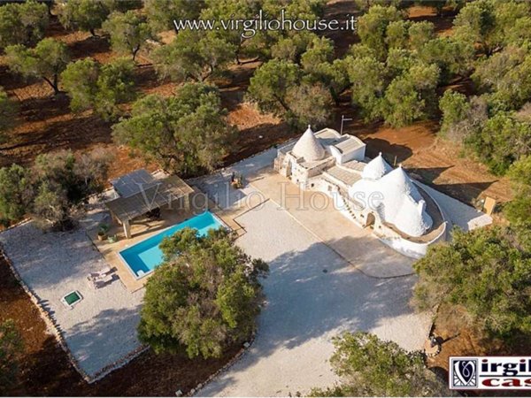 casa indipendente in vendita a Latiano