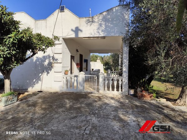 casa indipendente in vendita a Latiano