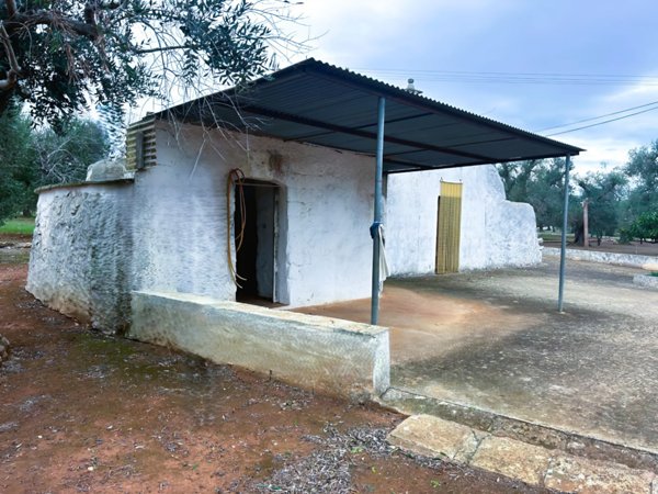 casa indipendente in vendita a Latiano