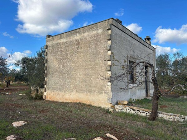 casa indipendente in vendita a Latiano