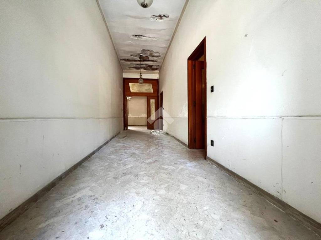 casa indipendente in vendita a Latiano