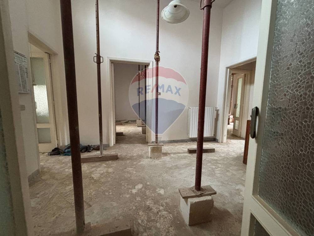 casa indipendente in vendita a Latiano