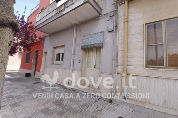casa indipendente in vendita a Latiano