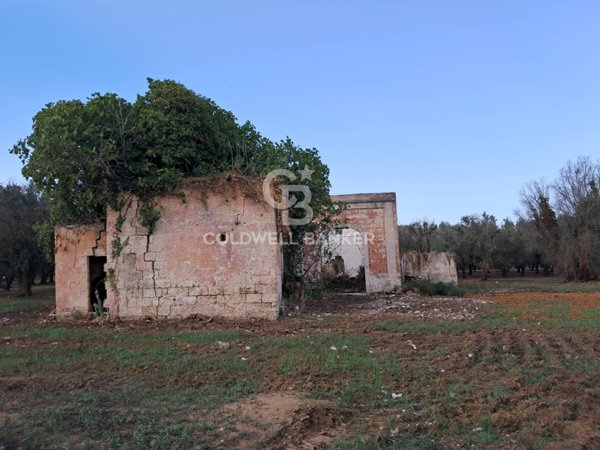 casa indipendente in vendita a Latiano