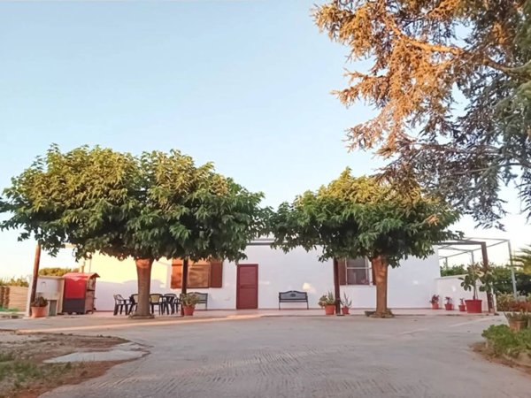 casa indipendente in vendita a Latiano