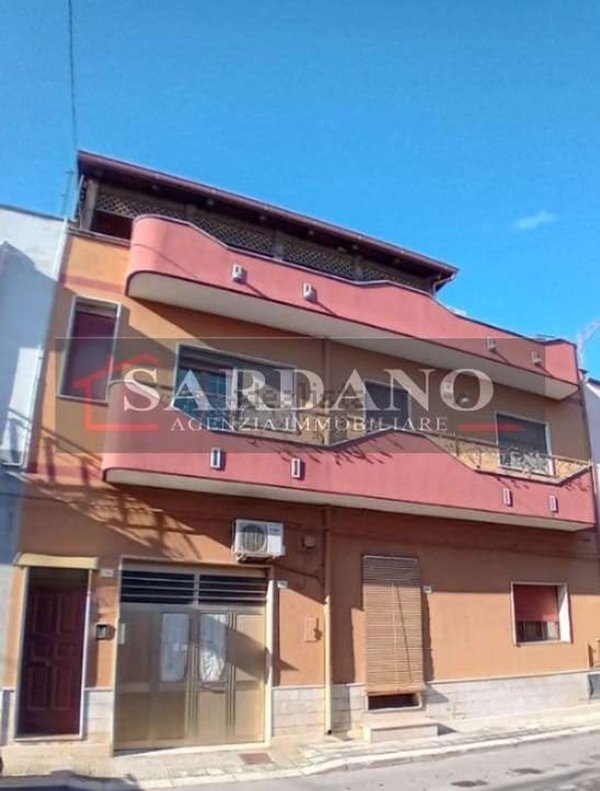 casa indipendente in vendita a Latiano