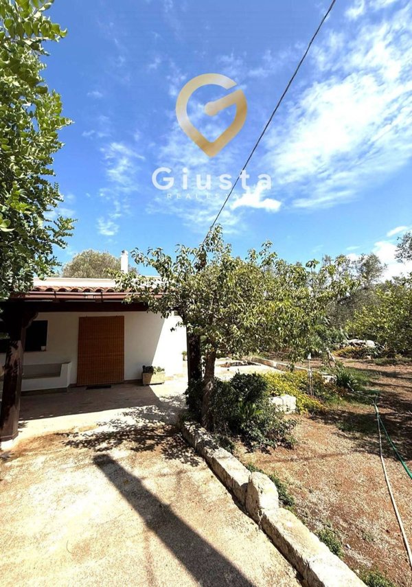 casa indipendente in vendita a Latiano