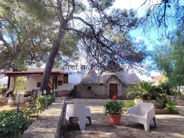 casa indipendente in vendita a Latiano