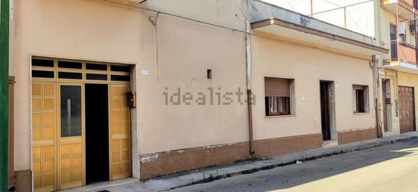 casa indipendente in vendita a Latiano