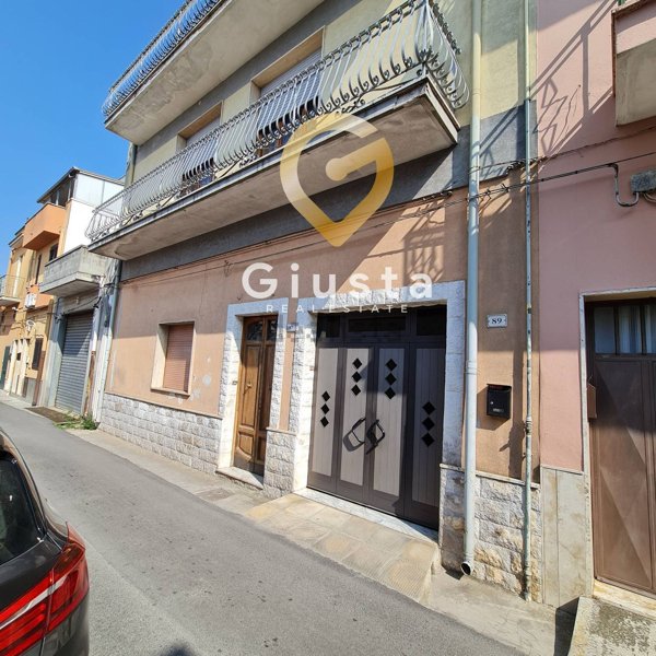 casa semindipendente in vendita a Latiano